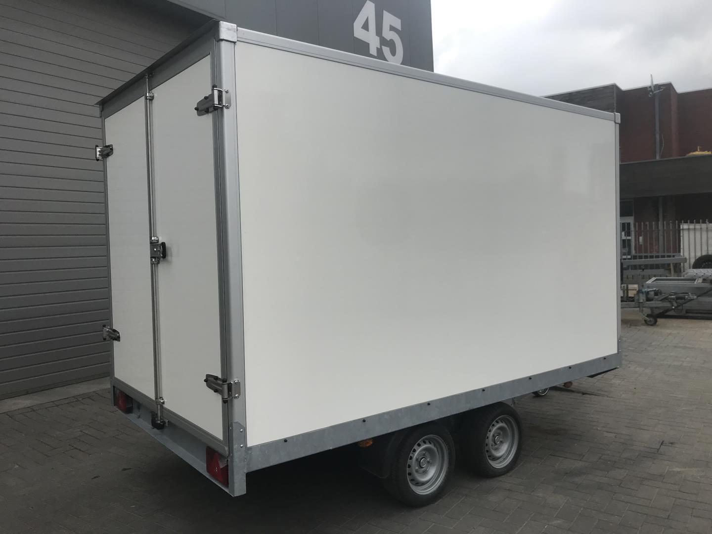 Gesloten plateauaanhangwagen dubbelas geremd 2000kg-2m52x1m55x1m50